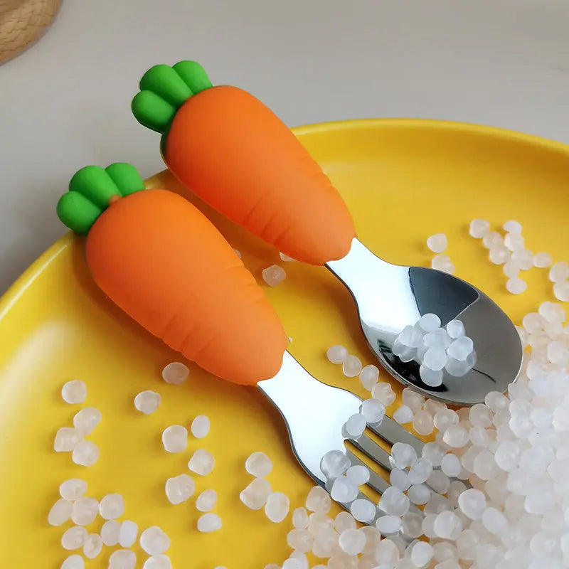 Carrot Design Stainless Steel Spoon and Fork Set